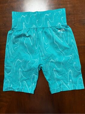 AYBL Teal Seamless Wave-Print Compression Shorts